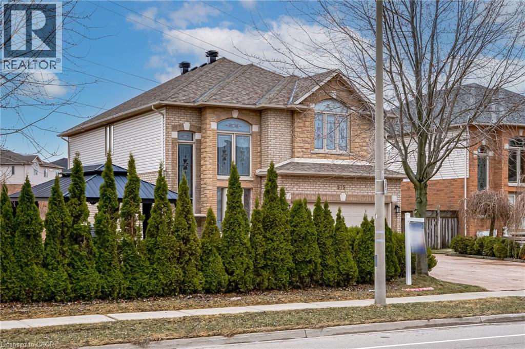 575 Stonehenge Drive, Ancaster, Ontario  L9K 1T4 - Photo 2 - 40767659