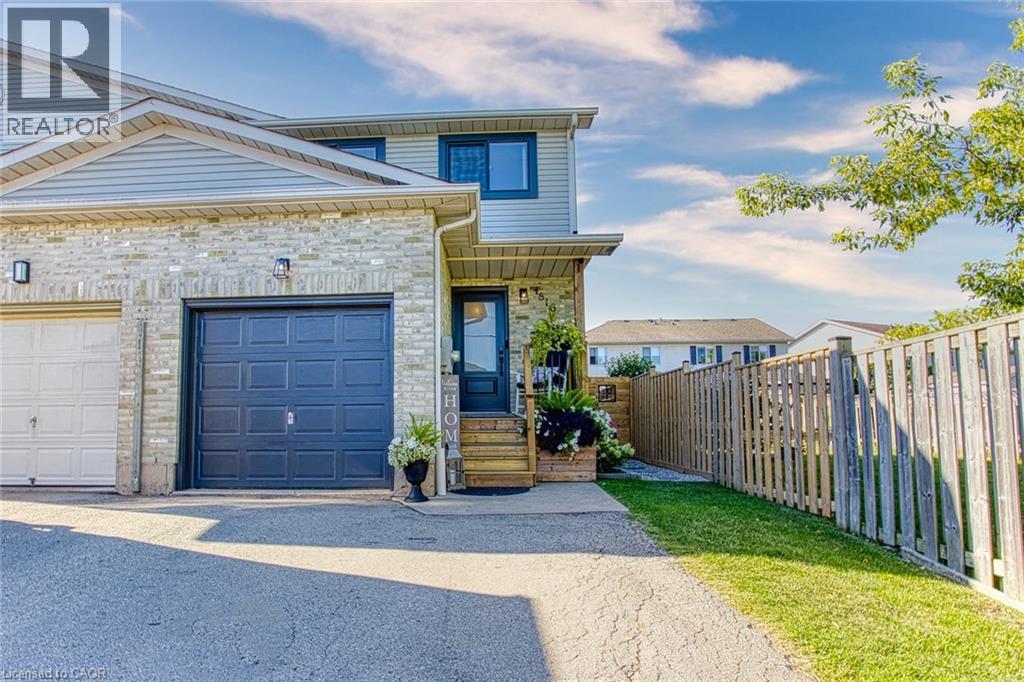 4816 John Street, Beamsville, Ontario  L3J 0P5 - Photo 1 - 40766697