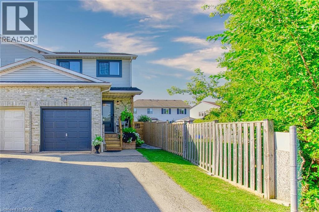 4816 John Street, Beamsville, Ontario  L3J 0P5 - Photo 2 - 40766697