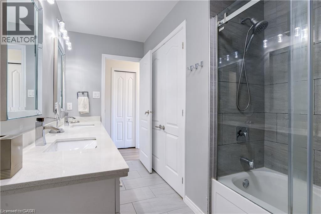 18 Charing Drive, Hamilton, Ontario  L8W 2P6 - Photo 15 - 40767179