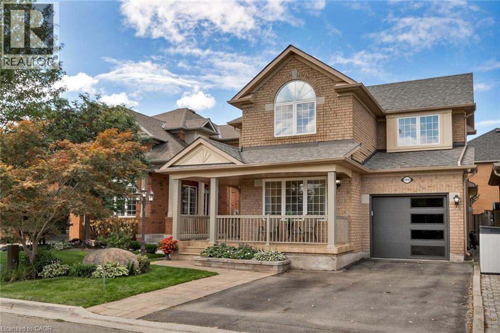 3932 Regatta Court, Mississauga, Ontario  L5M 6L9 - Photo 3 - 40767816