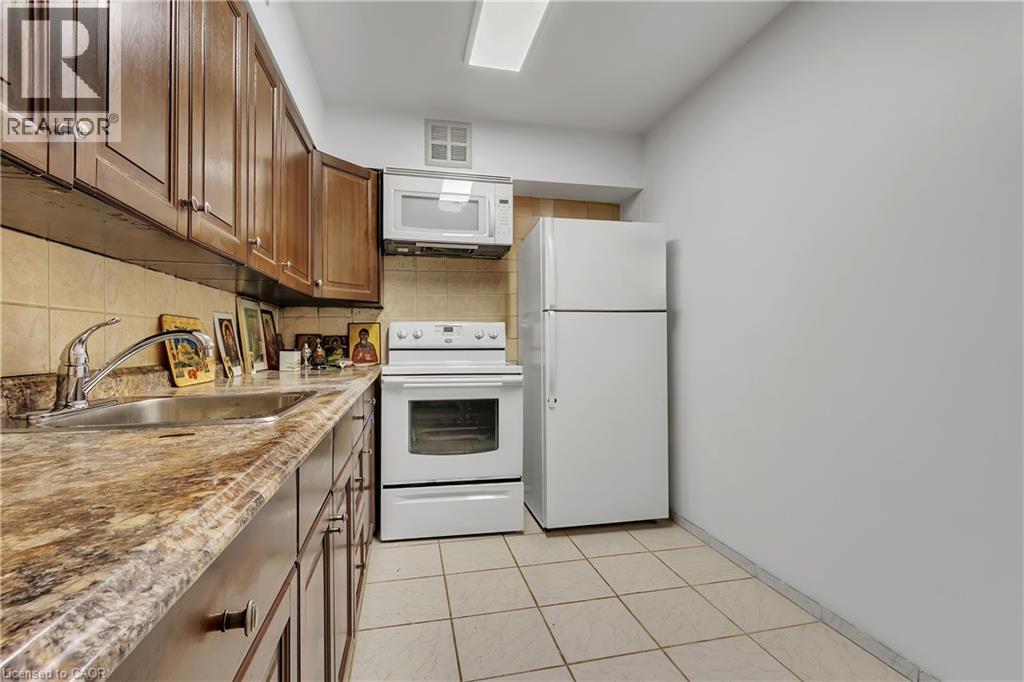24 Southport Street Unit# 756, Toronto, Ontario  M6S 4Z1 - Photo 16 - 40766890