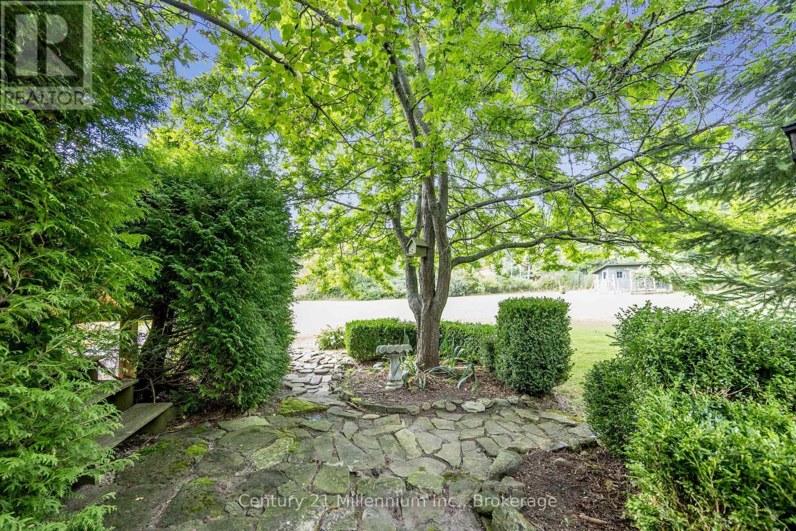 265716 25th Side Road, Meaford, Ontario  N4L 1W5 - Photo 38 - X12392059