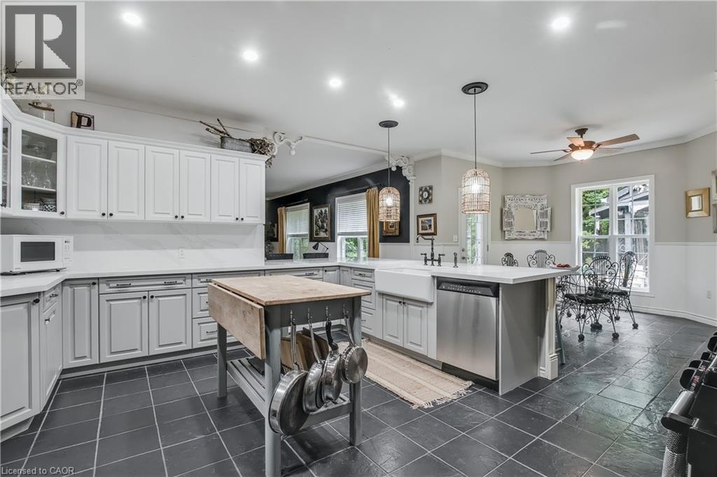 1097 Mineral Springs Road, Ancaster, Ontario  L9H 5E3 - Photo 16 - 40767851