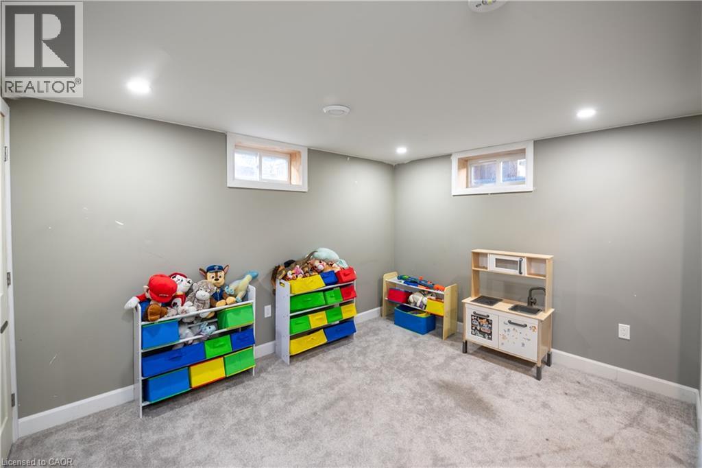 23 Wakelin Terrace, St. Catharines, Ontario  L2M 4K4 - Photo 16 - 40763876