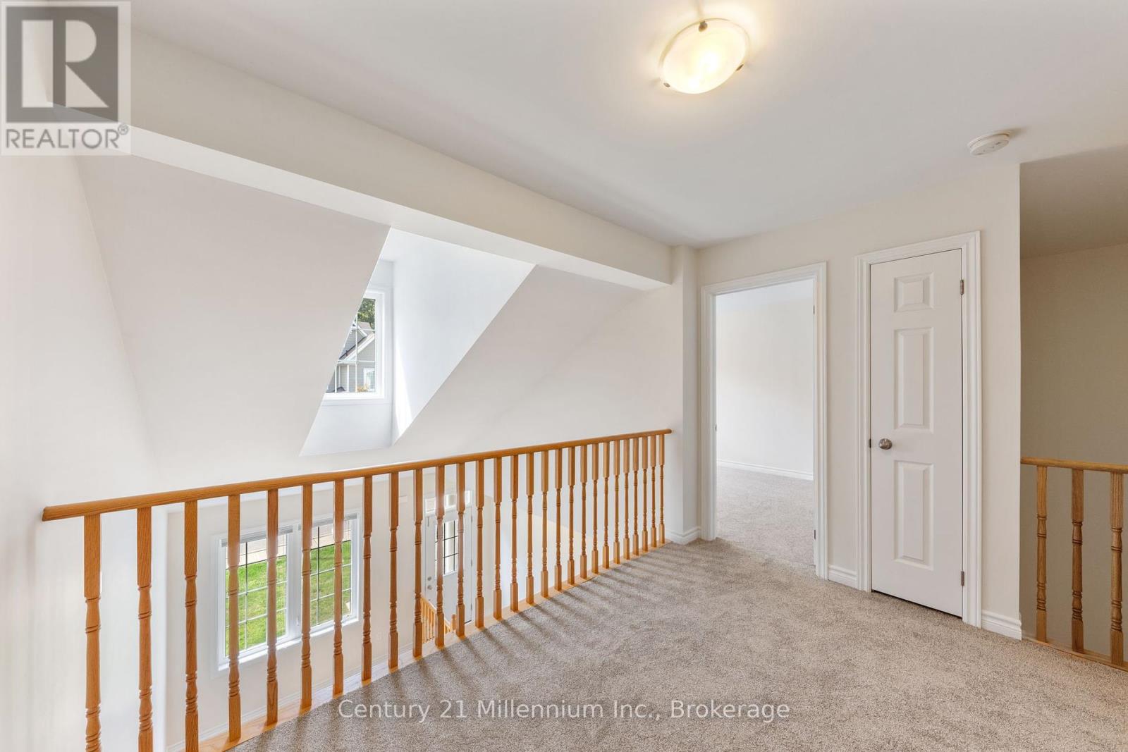 16 Berkshire Avenue, Wasaga Beach, Ontario  L9Z 2X2 - Photo 21 - S12392205
