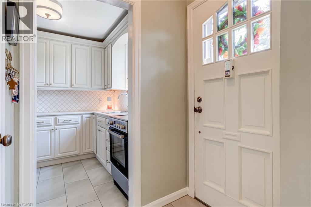 90 Arcade Crescent, Hamilton, Ontario  L9C 3J2 - Photo 5 - 40768018
