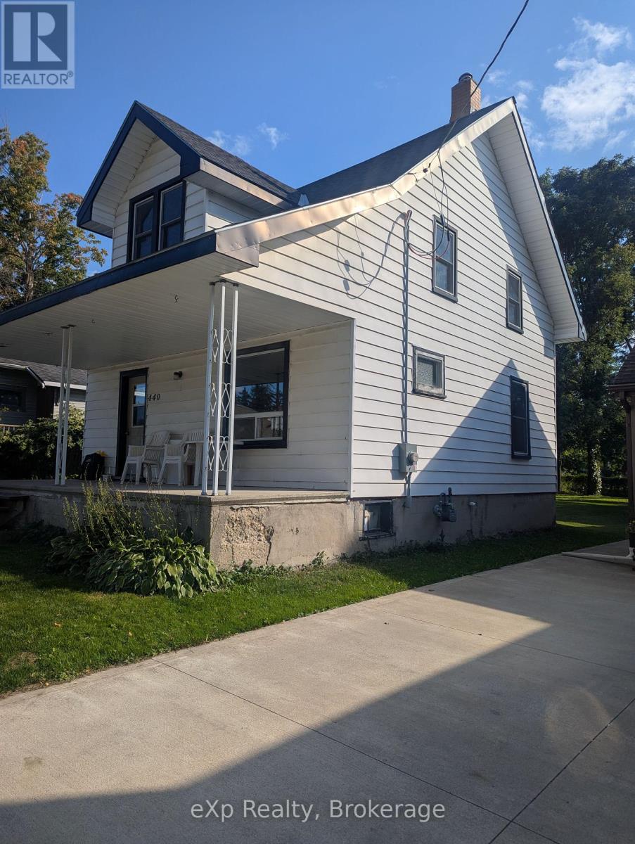 440 Binning Street W, North Perth, Ontario  N4W 1G8 - Photo 6 - X12392931