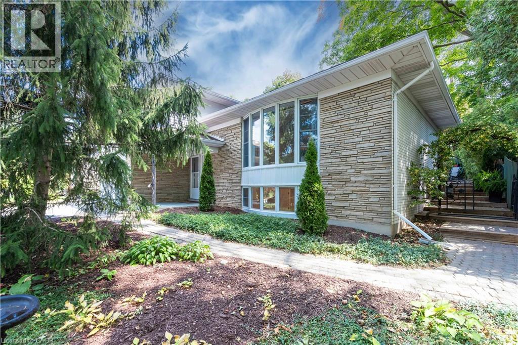 259 Lincoln Road, Waterloo, Ontario  N2J 2P6 - Photo 2 - 40766456