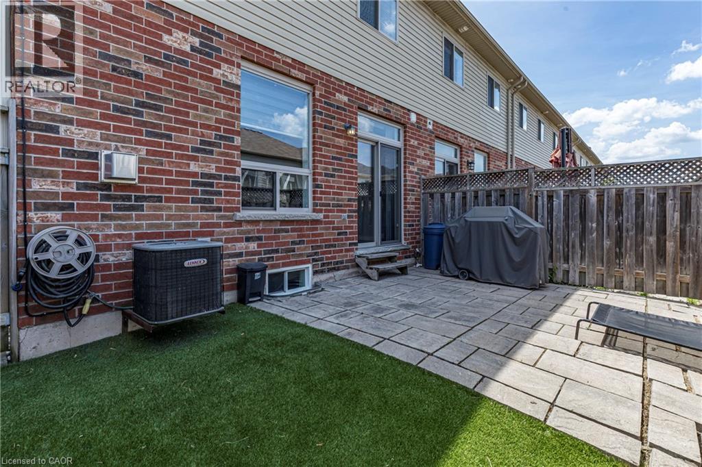 56 Marina Point Crescent, Hamilton, Ontario  L8E 0E4 - Photo 50 - 40767216