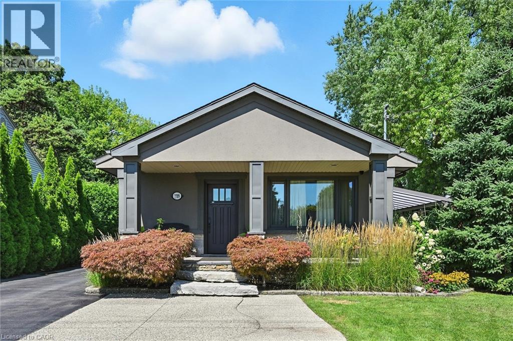 2209 GHENT Avenue, Burlington, Ontario
