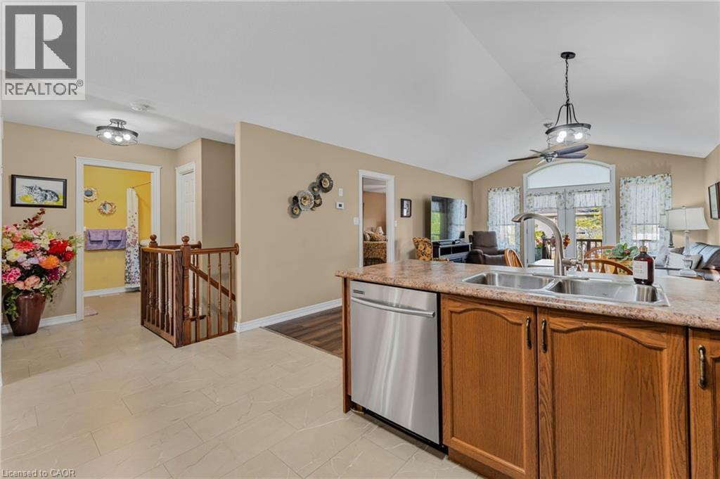 10 Sunnydale Court, Smithville, Ontario  L0R 2A0 - Photo 11 - 40766097
