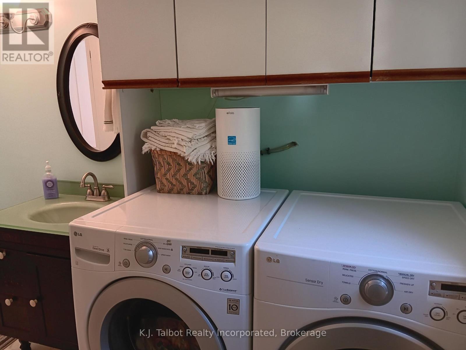 213 Chestnut Drive Drive S, Central Huron, Ontario  N0M 1G0 - Photo 15 - X12397405