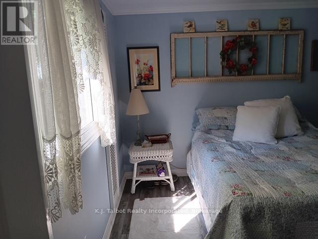 213 Chestnut Drive Drive S, Central Huron, Ontario  N0M 1G0 - Photo 17 - X12397405