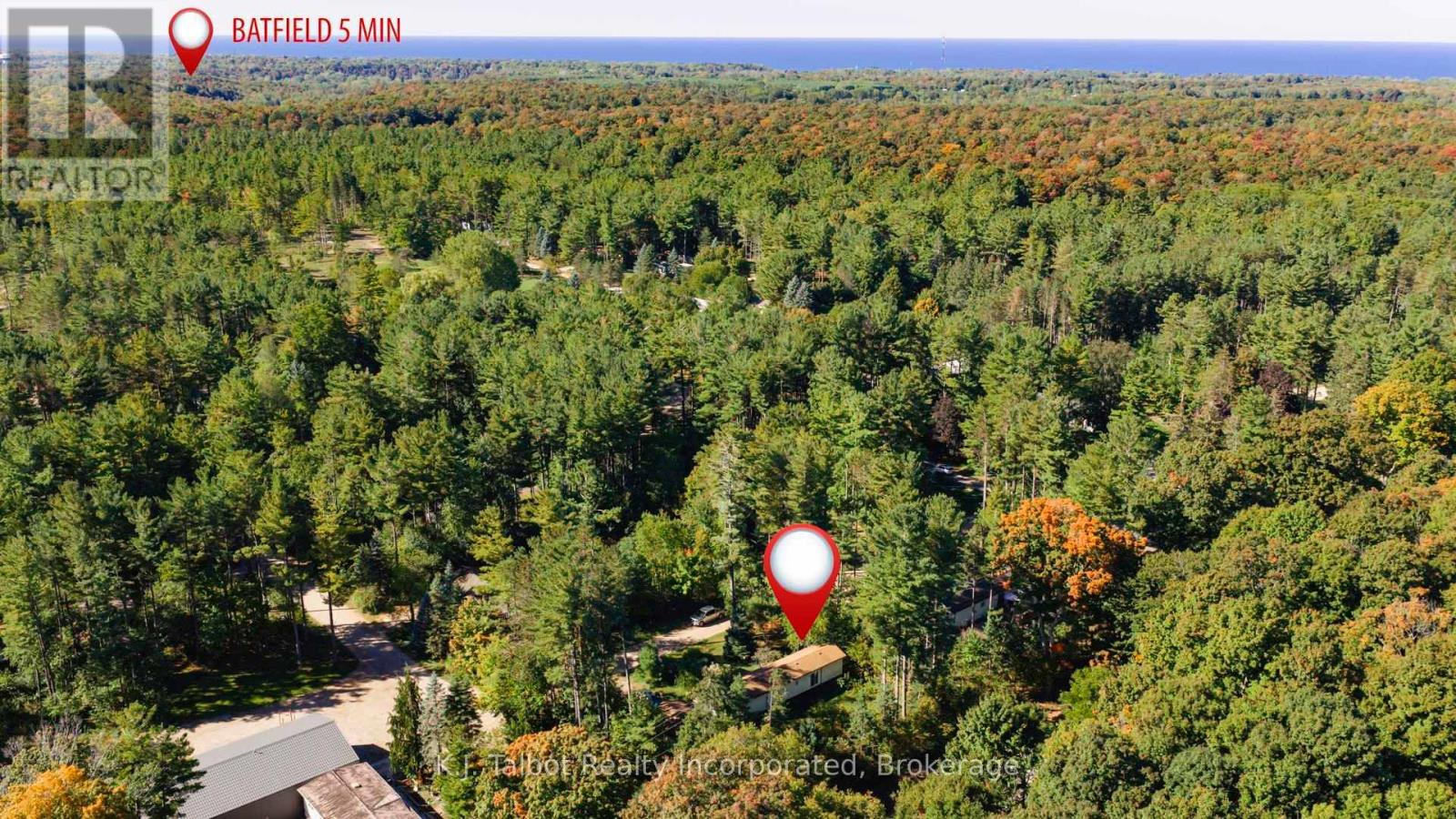 213 Chestnut Drive Drive S, Central Huron, Ontario  N0M 1G0 - Photo 4 - X12397405