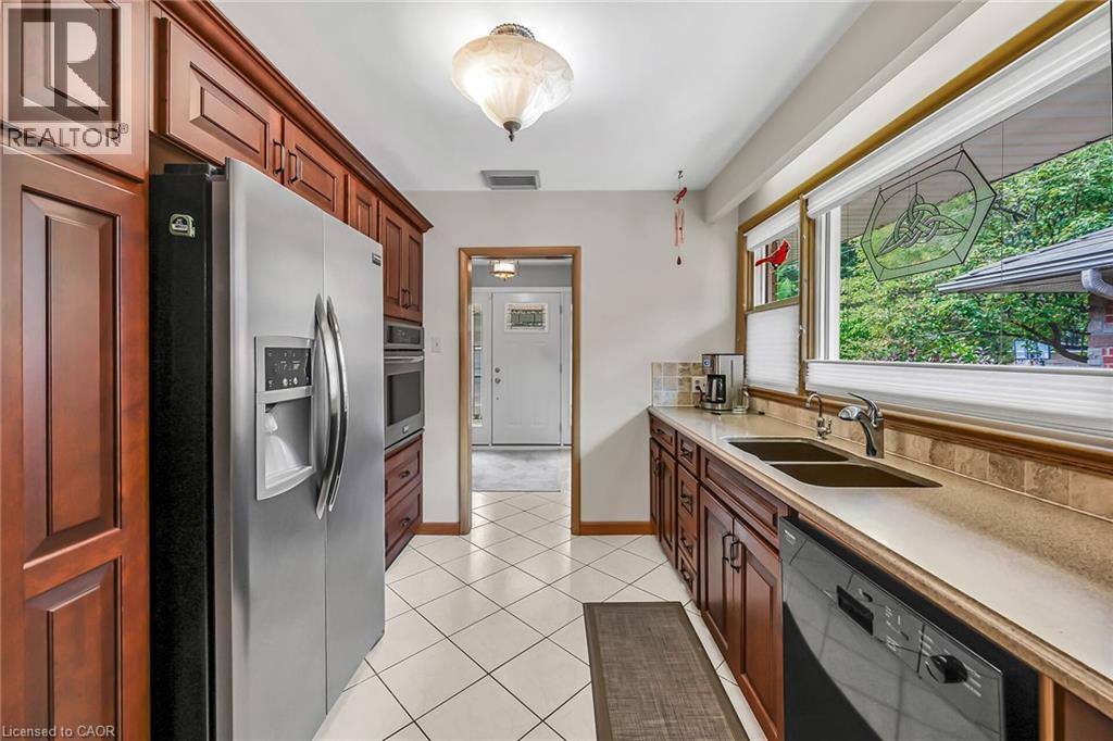 103 Bertram Drive, Dundas, Ontario  L9H 4T8 - Photo 21 - 40767663
