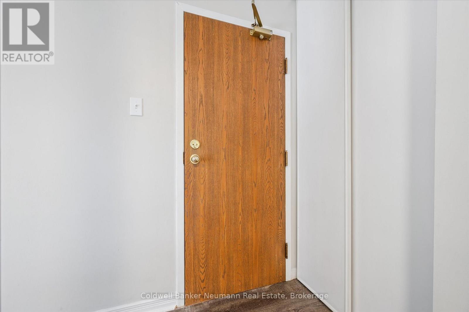 204 - 266 Overlea Drive, Kitchener, Ontario  N2M 5N2 - Photo 5 - X12399369
