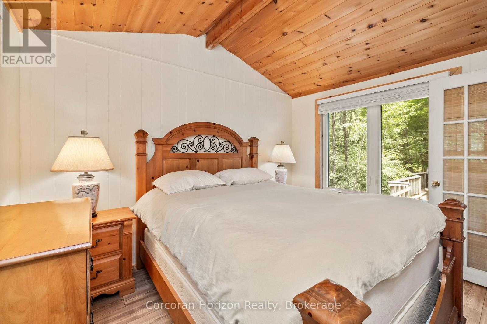 162 Winding Way, Georgian Bay, Ontario  L0K 1S0 - Photo 28 - X12399470