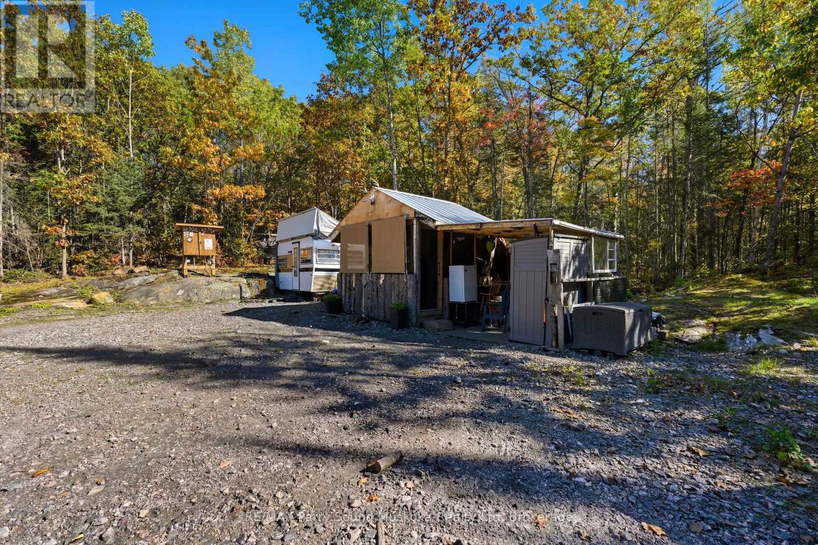 308 Nipissing Road N, Magnetawan, Ontario  P0A 1P0 - Photo 26 - X12399475