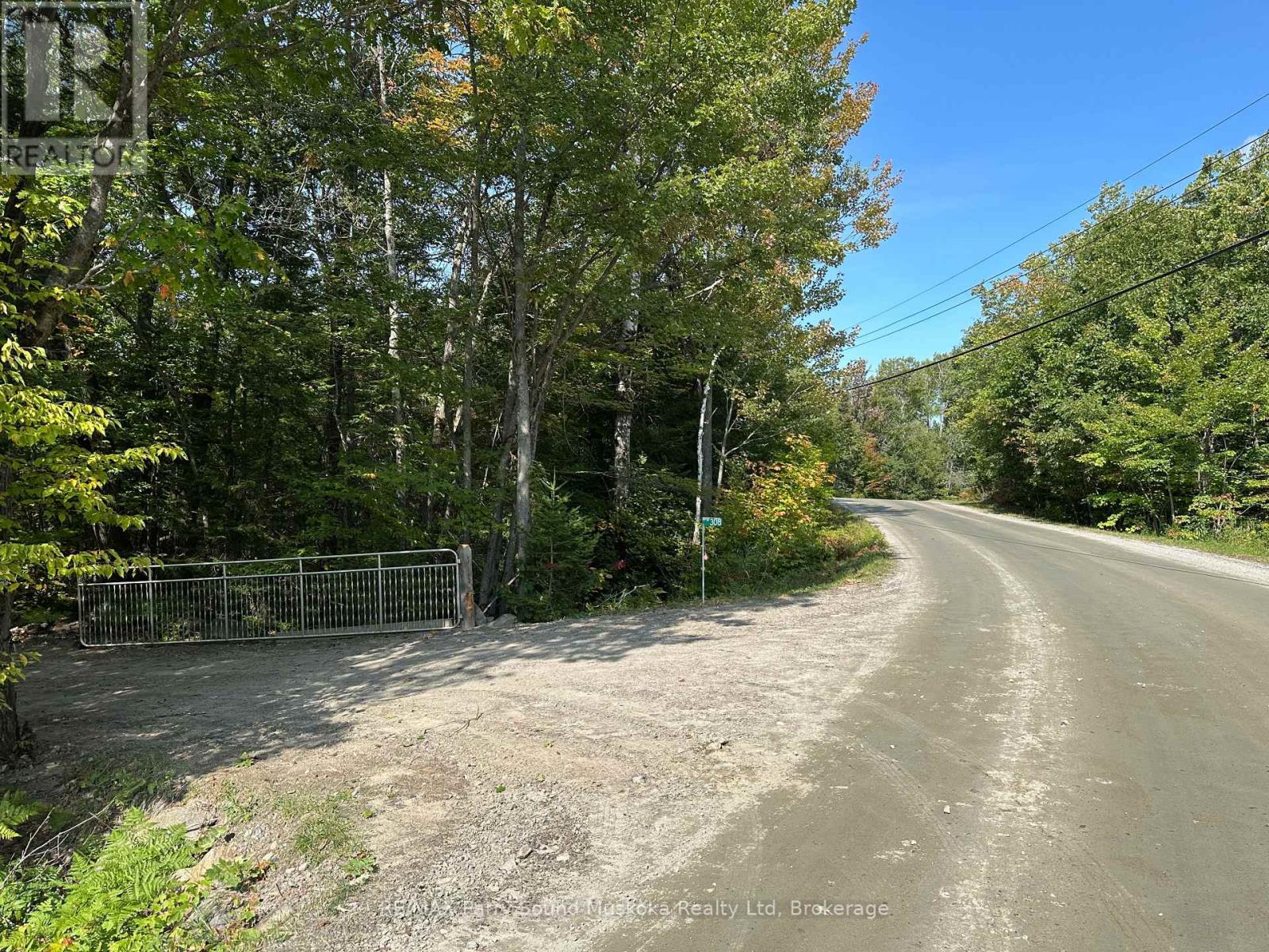 308 Nipissing Road N, Magnetawan, Ontario  P0A 1P0 - Photo 3 - X12399475