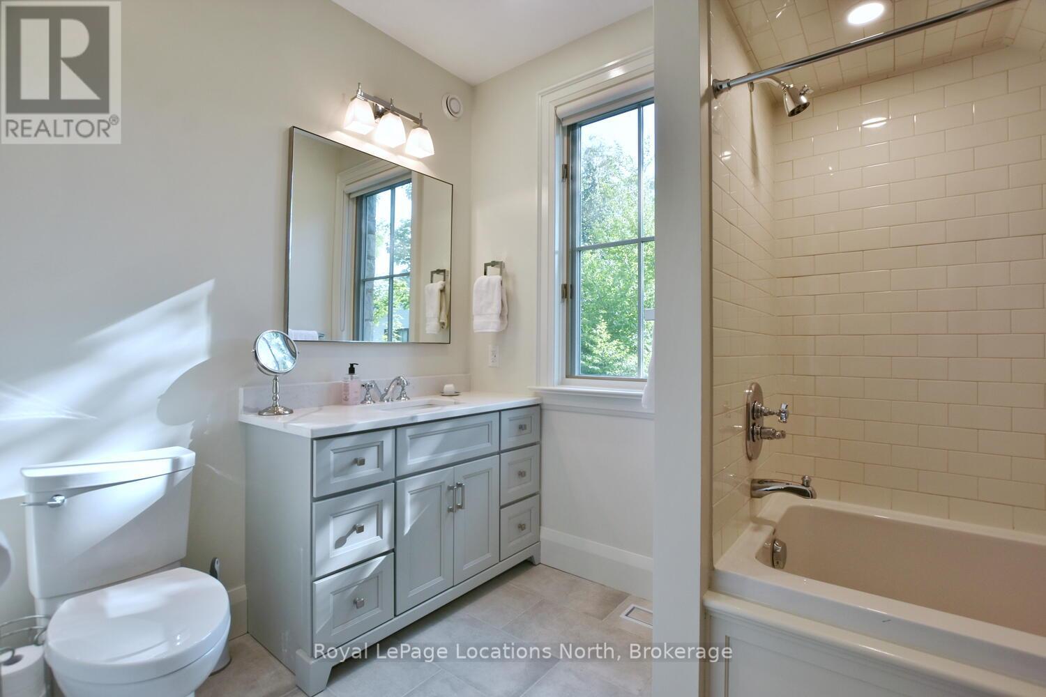107 Stuart Court, Blue Mountains, Ontario  N0H 2P0 - Photo 26 - X12399565
