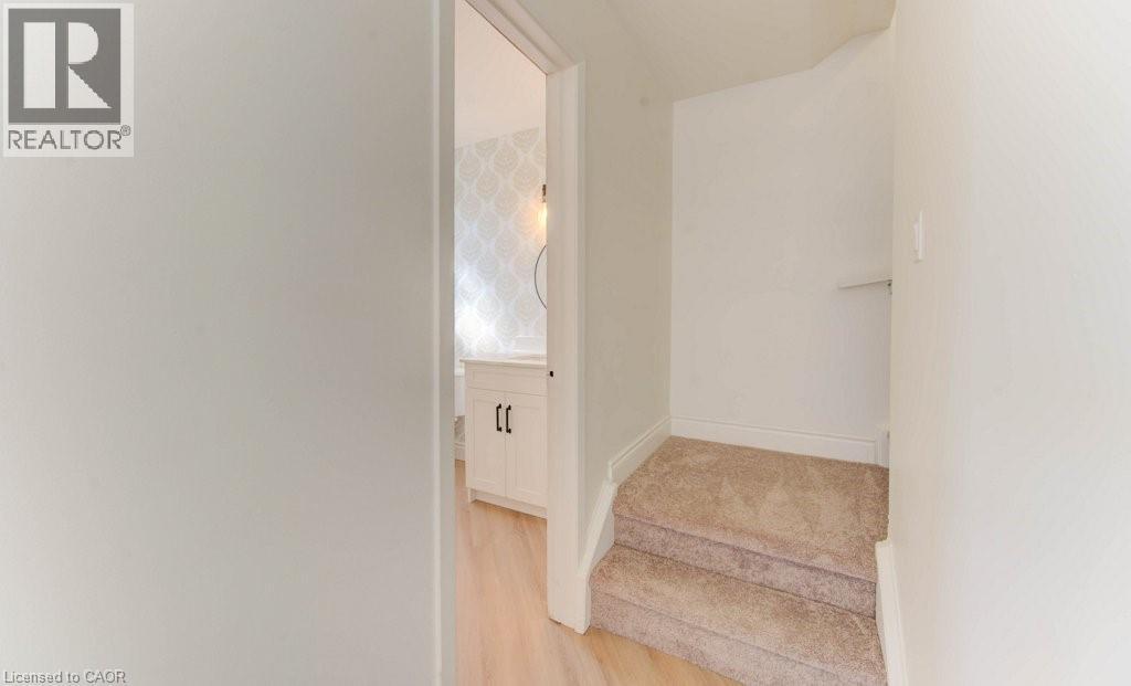 60 Elmsdale Drive Unit# 38, Kitchener, Ontario  N2E 2G4 - Photo 28 - 40762560