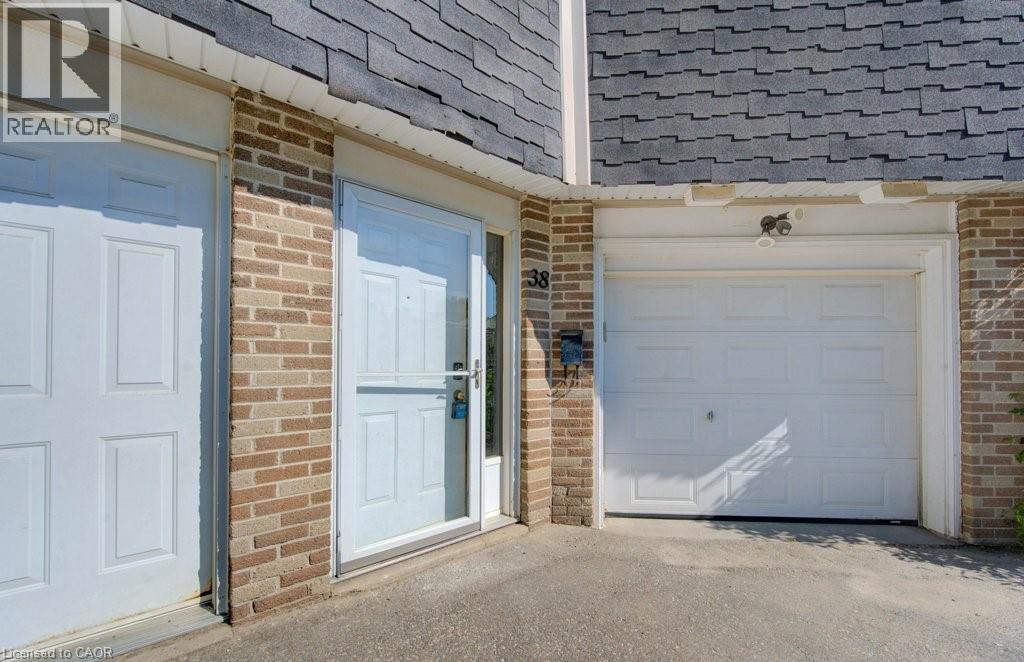 60 Elmsdale Drive Unit# 38, Kitchener, Ontario  N2E 2G4 - Photo 5 - 40762560
