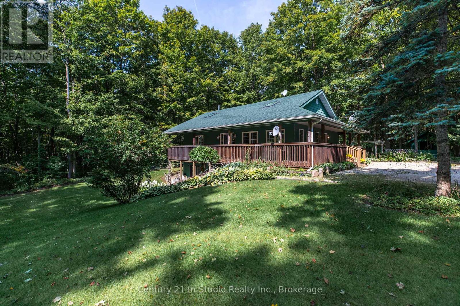 540019 80 Side Road, Chatsworth, Ontario  N0C 1H0 - Photo 1 - X12399963