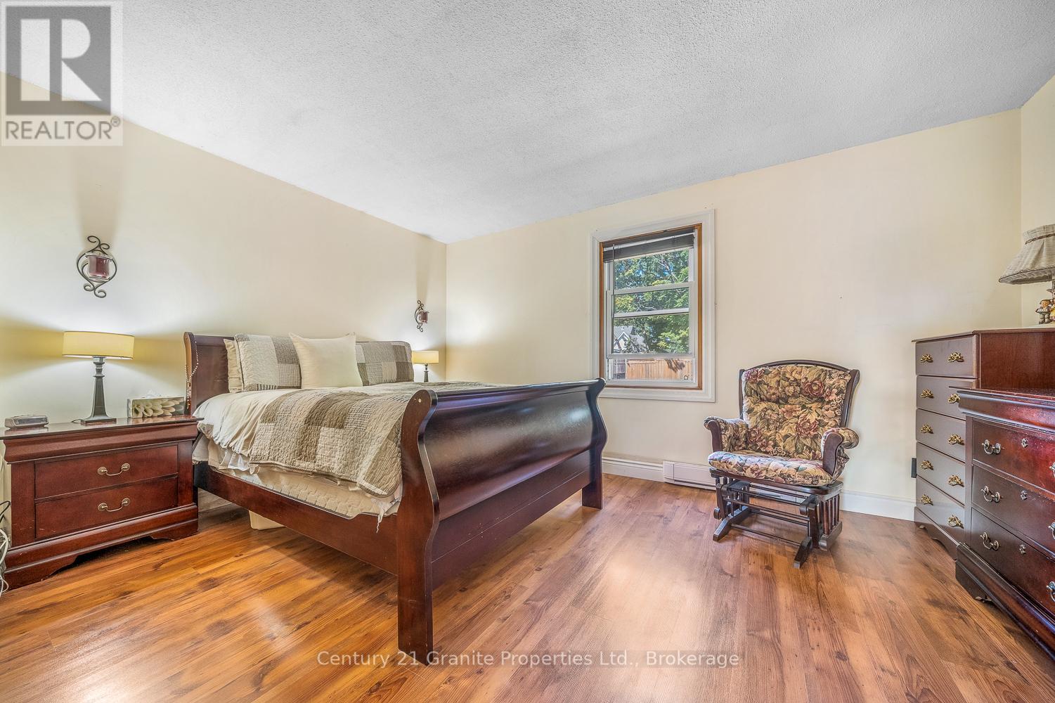 53 Cascade Street, Parry Sound, Ontario  P2A 1J8 - Photo 27 - X12400050