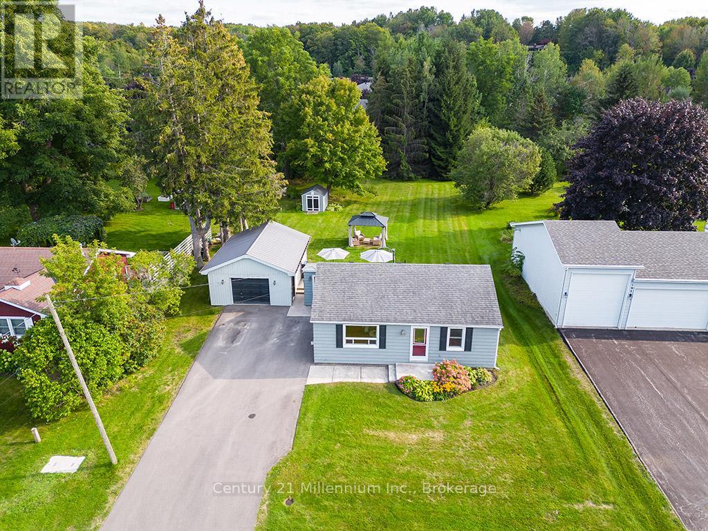 203 AIKEN STREET, Meaford, Ontario