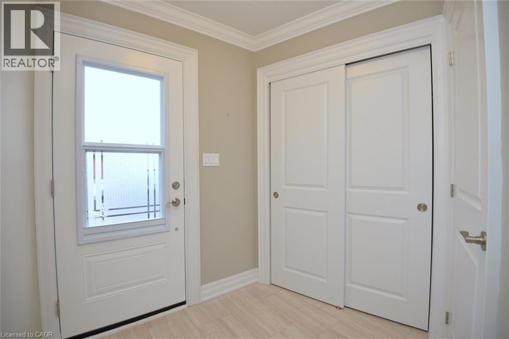 41 Sister Kern Terrace, Hamilton, Ontario  L9B 2M1 - Photo 4 - 40769194