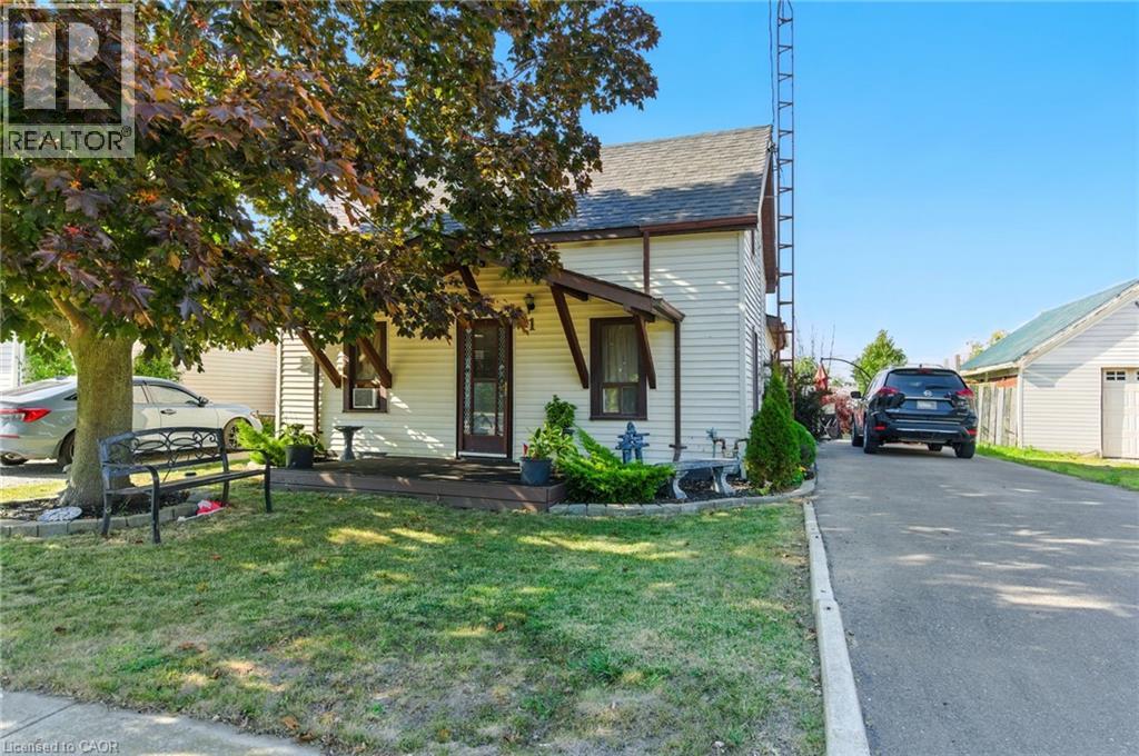 11 Main Street E, Fisherville, Ontario  N0A 1G0 - Photo 3 - 40769045