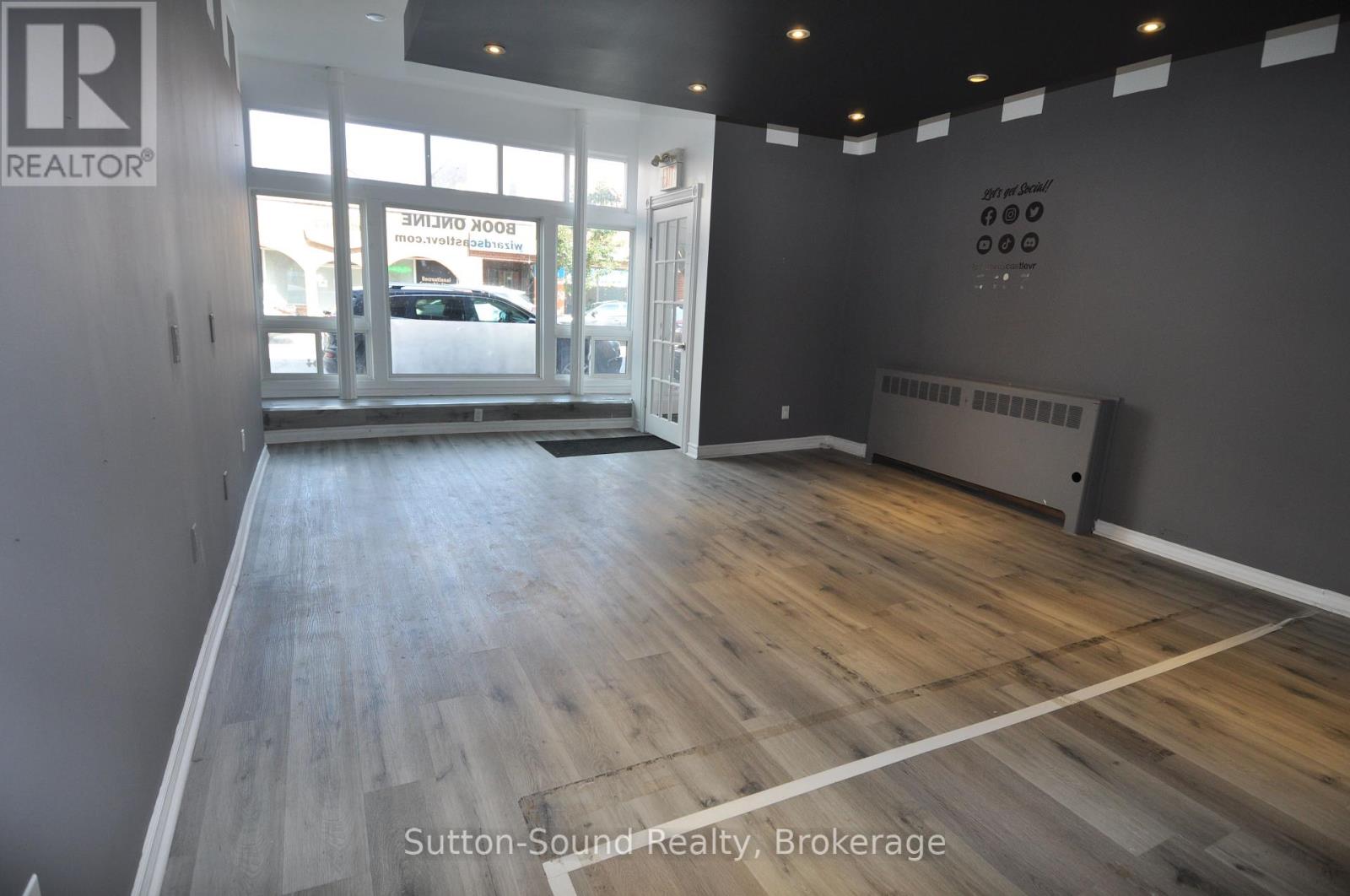 239 8th Street E, Owen Sound, Ontario  N4K 1L2 - Photo 4 - X12400602