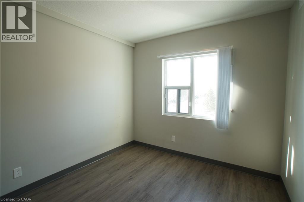 595 Strasburg Road Unit# 901, Kitchener, Ontario  N2E 4J1 - Photo 8 - 40768923