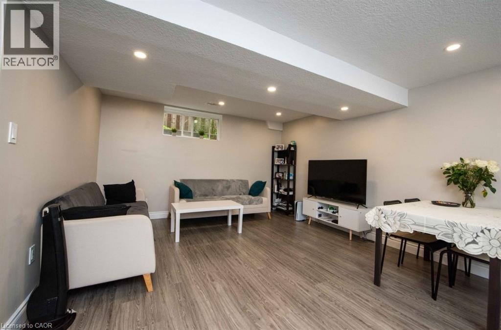 34 Peach Blossom Crescent Unit# 2, Kitchener, Ontario  N2E 3Z6 - Photo 9 - 40769362