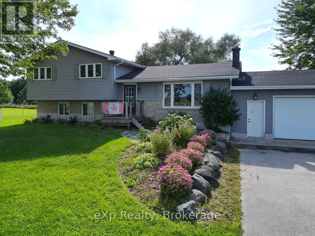 3595 Bruce Road 3, Saugeen Shores, Ontario  N0G 2N0 - Photo 2 - X12401099