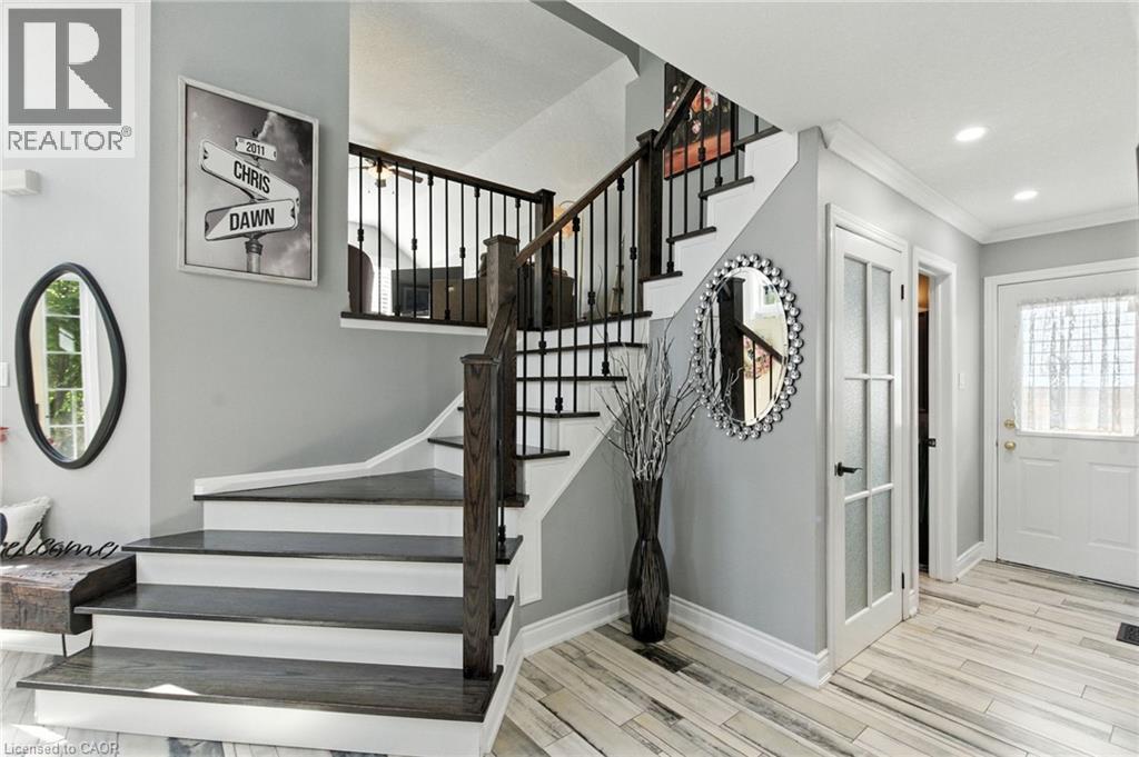 36 Pinecreek Road, Waterdown, Ontario  L8B 0H1 - Photo 21 - 40769450