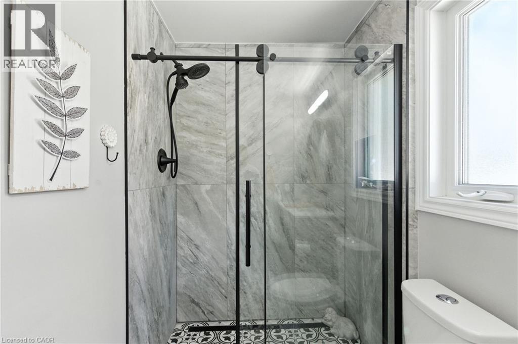 36 Pinecreek Road, Waterdown, Ontario  L8B 0H1 - Photo 28 - 40769450