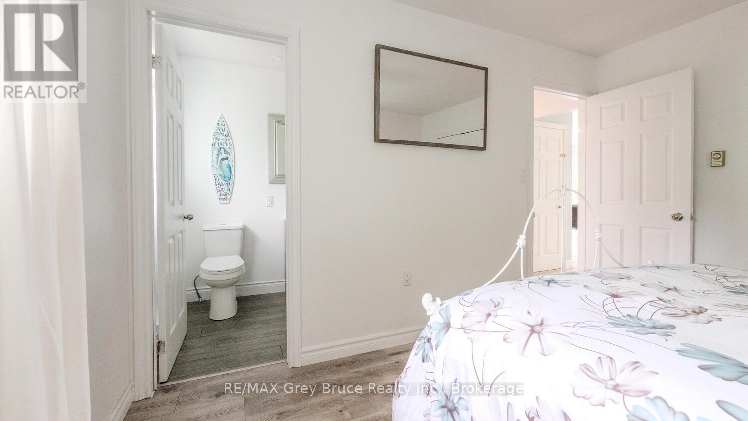 952 Dorcas Bay Road, Northern Bruce Peninsula, Ontario  N0H 2R0 - Photo 24 - X12401710