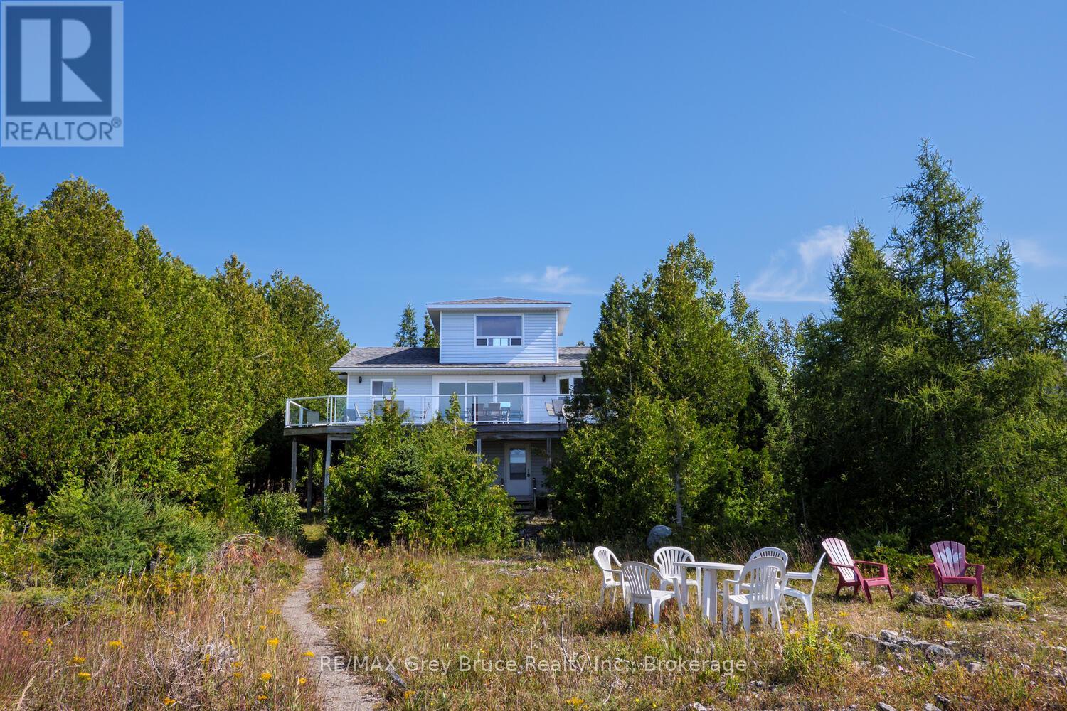 952 Dorcas Bay Road, Northern Bruce Peninsula, Ontario  N0H 2R0 - Photo 32 - X12401710