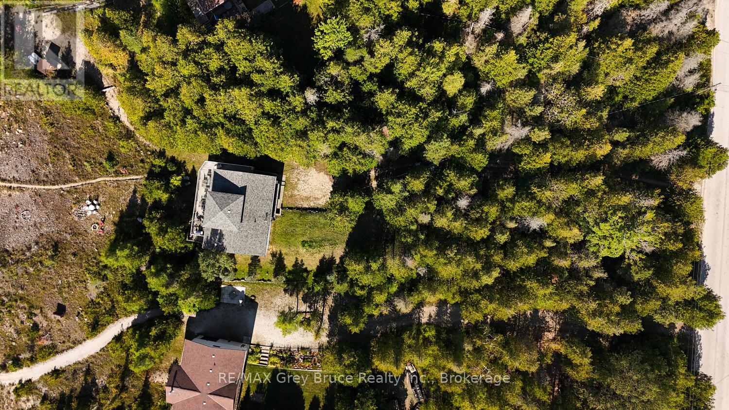 952 Dorcas Bay Road, Northern Bruce Peninsula, Ontario  N0H 2R0 - Photo 40 - X12401710