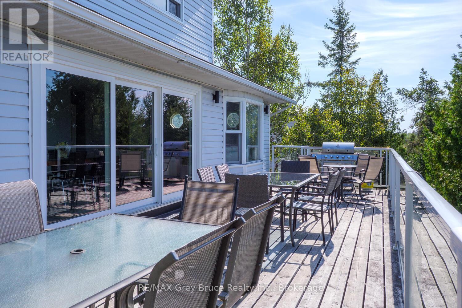 952 Dorcas Bay Road, Northern Bruce Peninsula, Ontario  N0H 2R0 - Photo 6 - X12401710