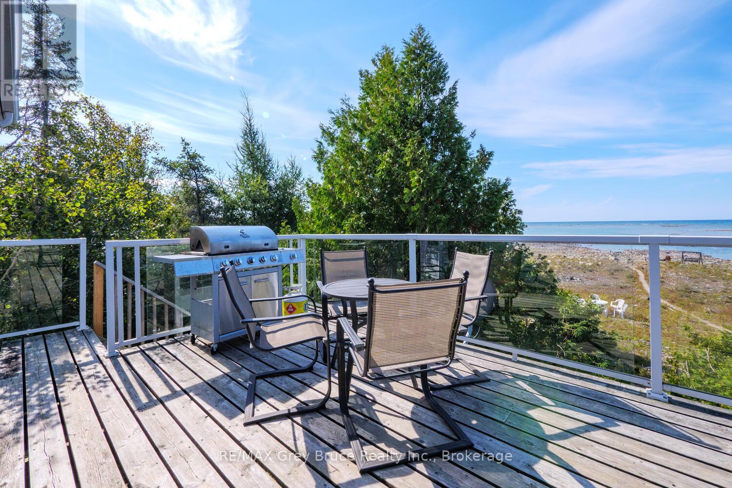 952 Dorcas Bay Road, Northern Bruce Peninsula, Ontario  N0H 2R0 - Photo 8 - X12401710
