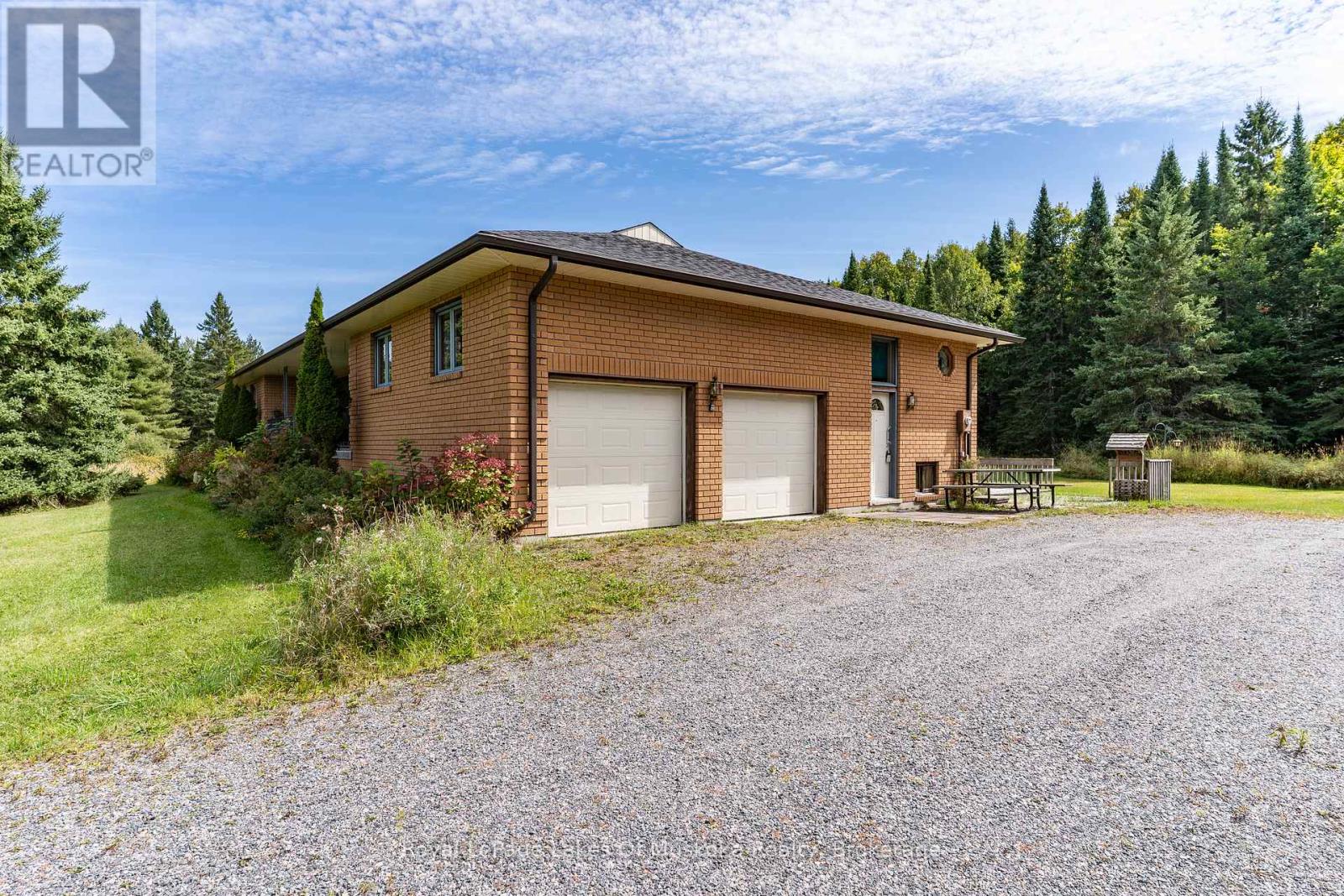 1419 Beatrice Townline Road, Muskoka Lakes, Ontario  P1L 1X4 - Photo 26 - X12401864