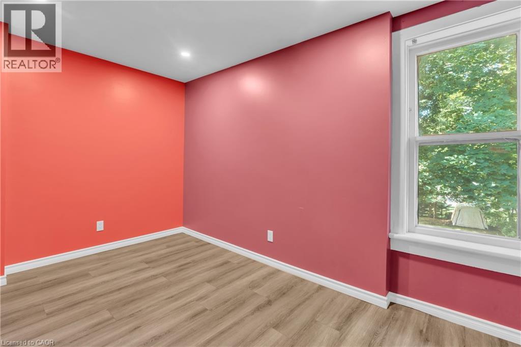 349 Main Street S, Mount Forest, Ontario  N0G 2L0 - Photo 6 - 40769639