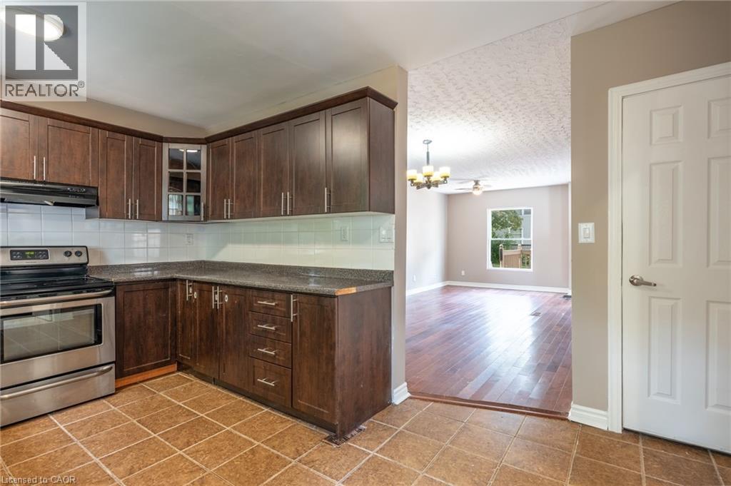 128 Kensington Avenue N, Hamilton, Ontario  L8L 7N5 - Photo 11 - 40768717