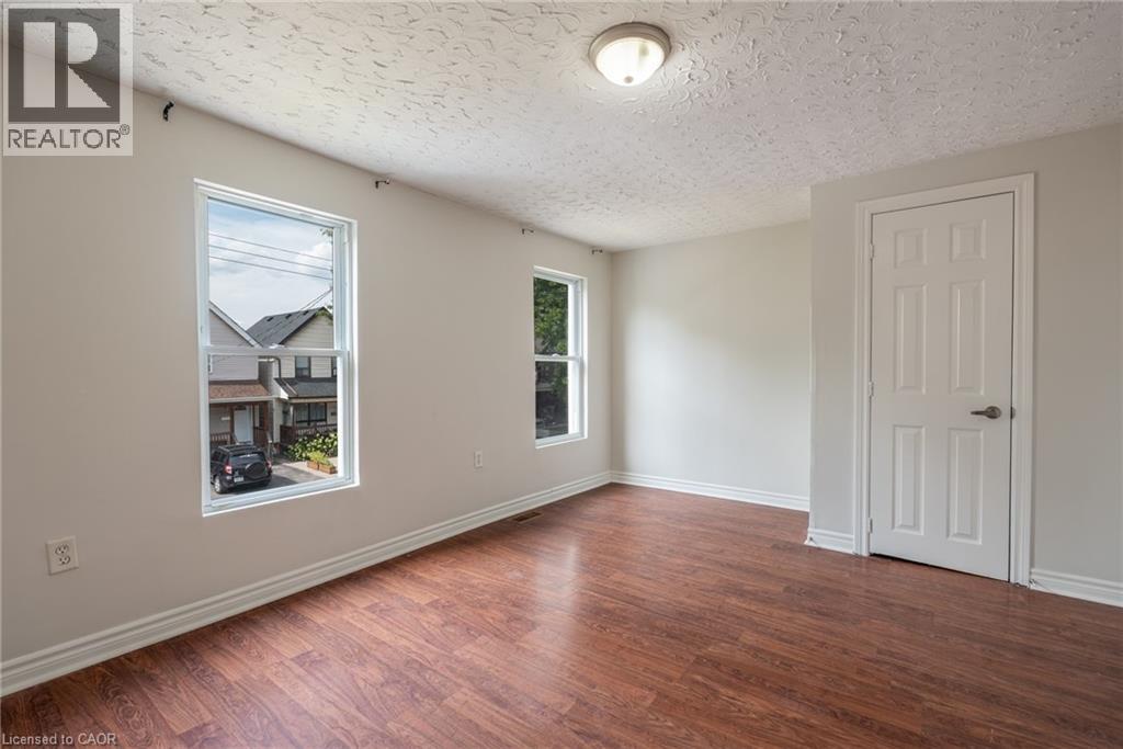 128 Kensington Avenue N, Hamilton, Ontario  L8L 7N5 - Photo 15 - 40768717