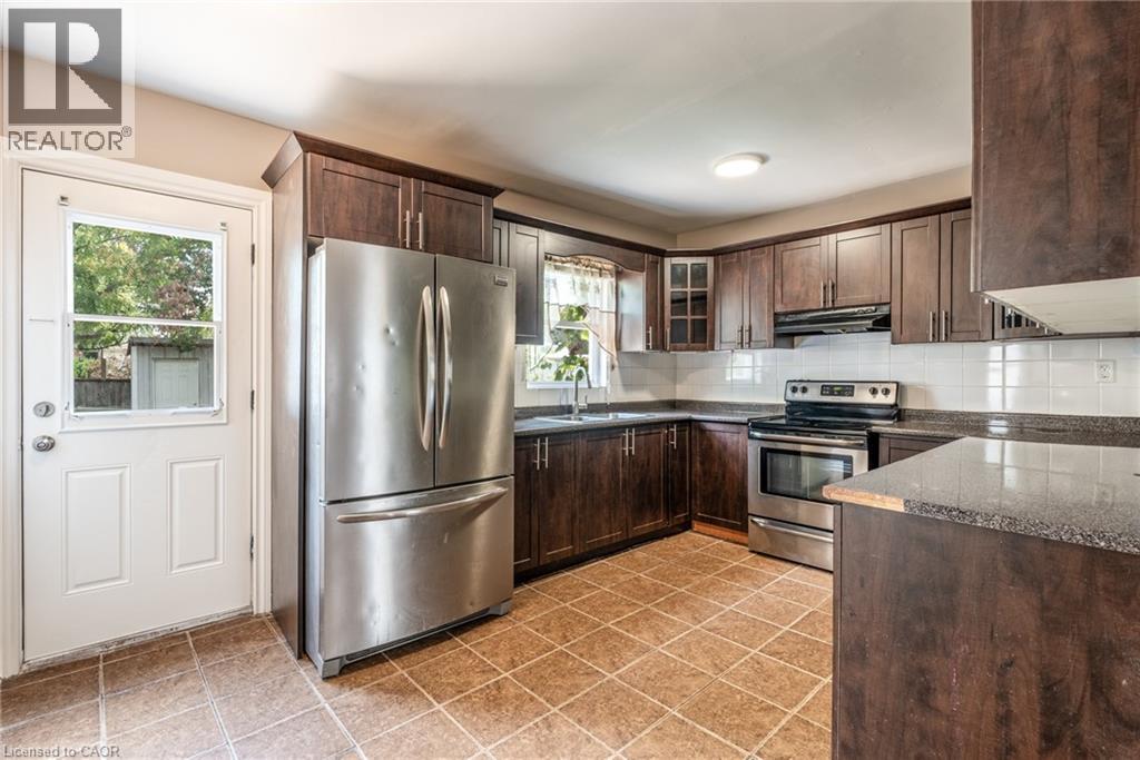 128 Kensington Avenue N, Hamilton, Ontario  L8L 7N5 - Photo 9 - 40768717