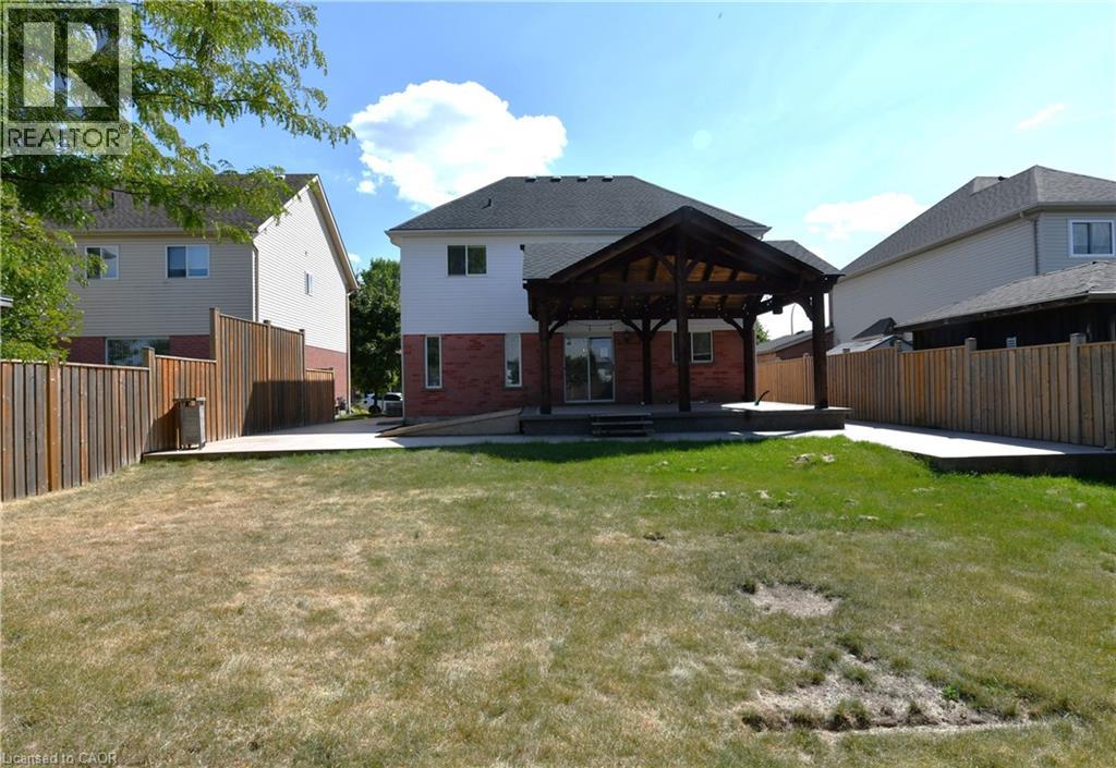 6 Shadyridge Place, Kitchener, Ontario  N2N 3J1 - Photo 27 - 40769401