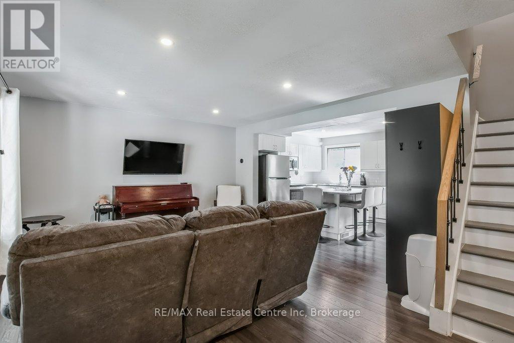 164 Willow Road, Guelph, Ontario  N1H 1W8 - Photo 5 - X12404024